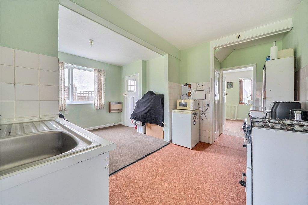 Property photo 3 of 12 Picture No. 24