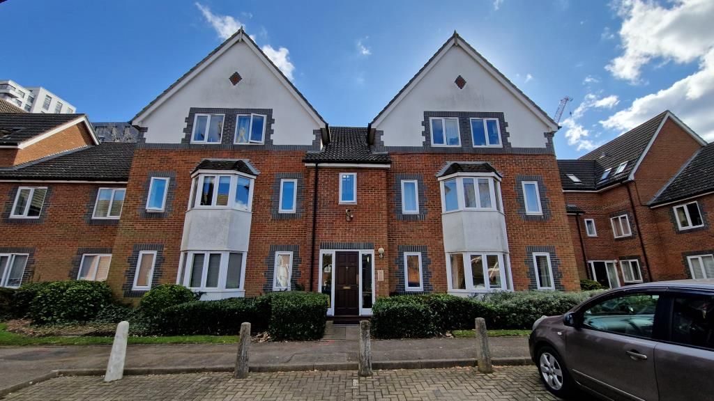 Property photo 1 of 7 Front