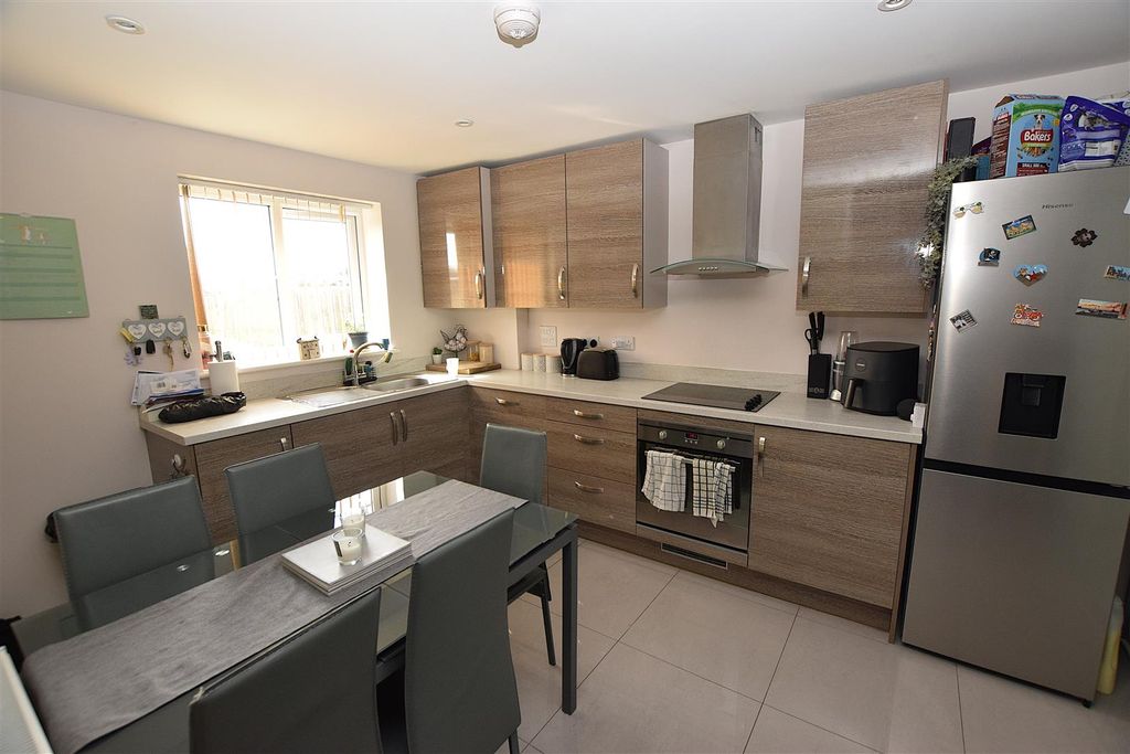 Property photo 2 of 9 Dsc_1017.Jpg