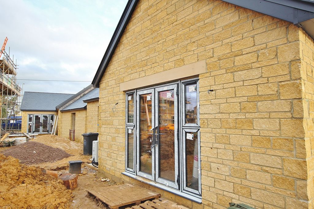 Property photo 2 of 4