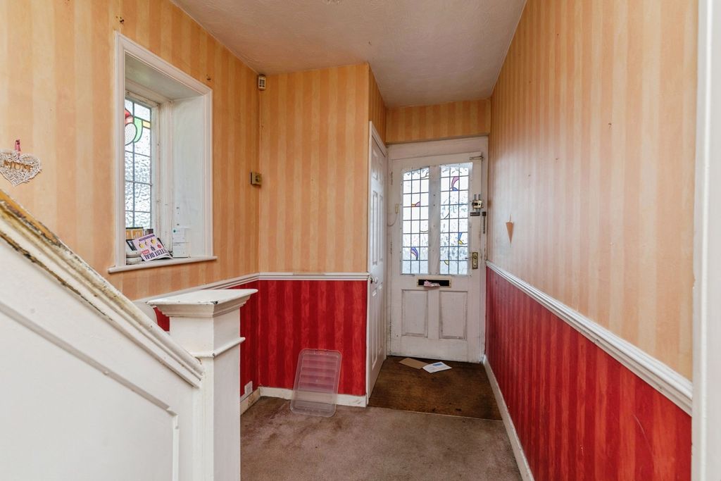 Property photo 2 of 20 Pbox-Img.Jpg