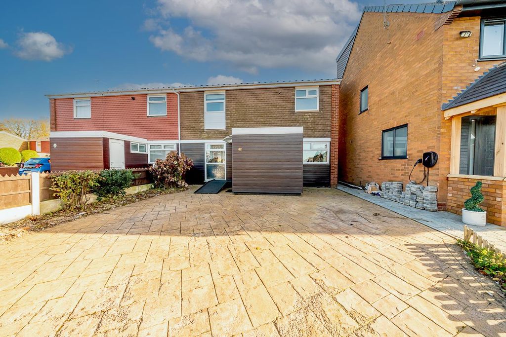 Property photo 1 of 17 Webbs-29.Jpg