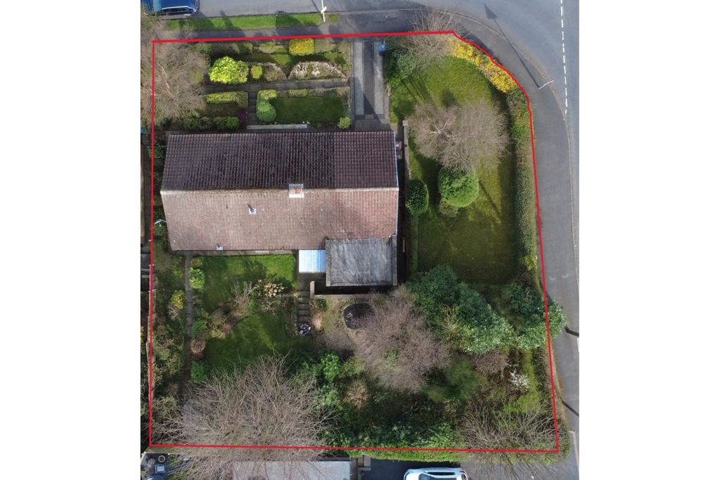 Property photo 2 of 25 The Plot