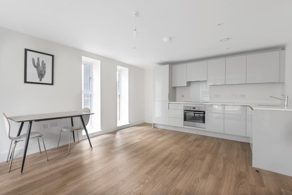 Property photo 2 of 9 Kitchen