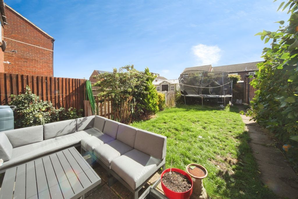Property photo 3 of 13