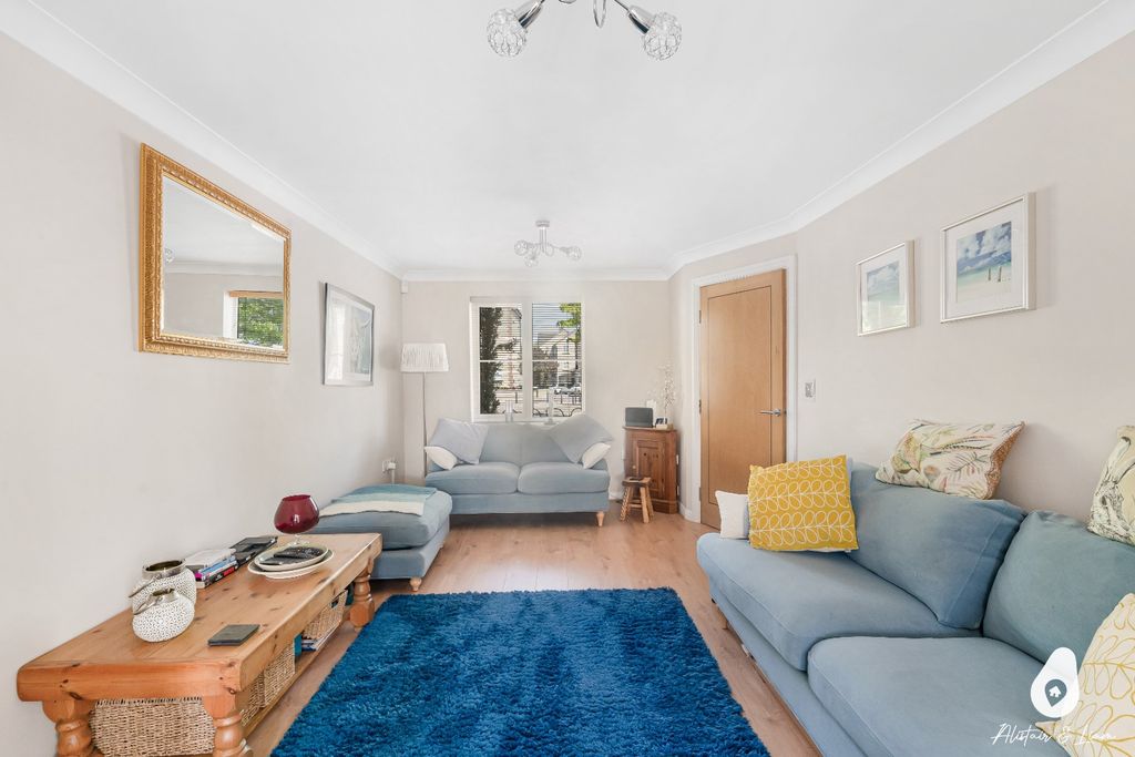 Property photo 2 of 27 5366763
