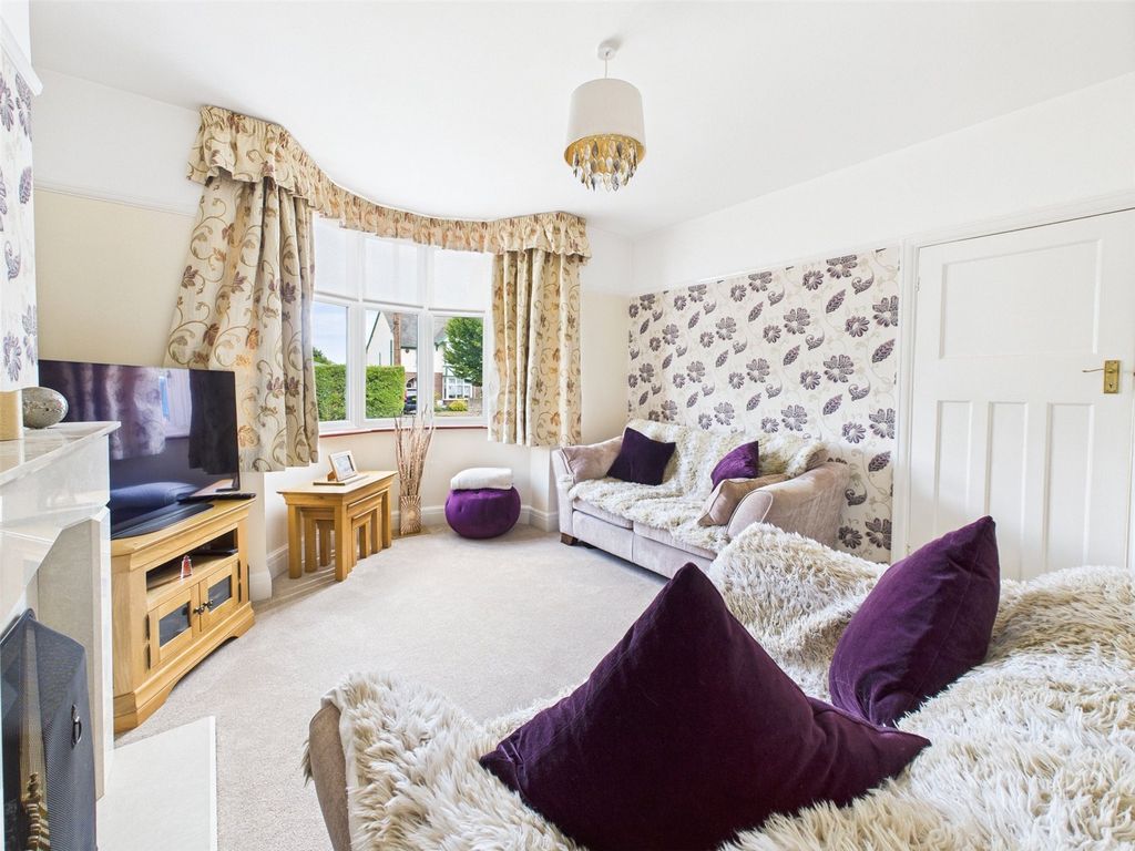 Property photo 2 of 17 Picture No. 20
