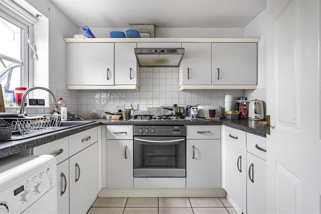 Property photo 2 of 15 9_84551.Jpg