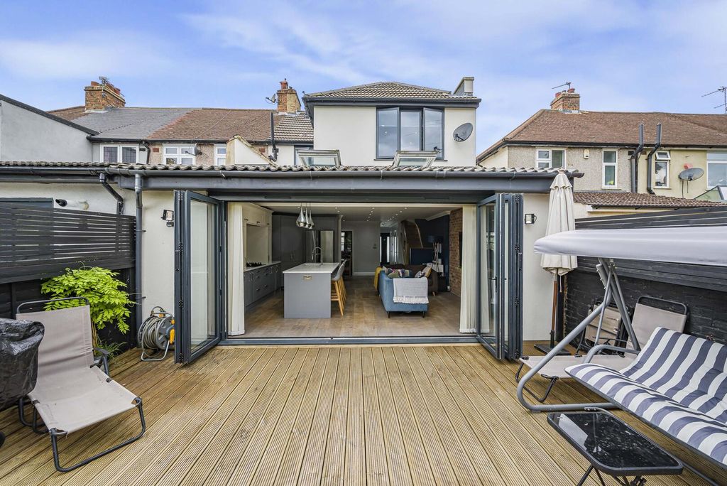 Additional image 14 of 4 bed end terrace house for saleShirley Avenue, Bexley DA5