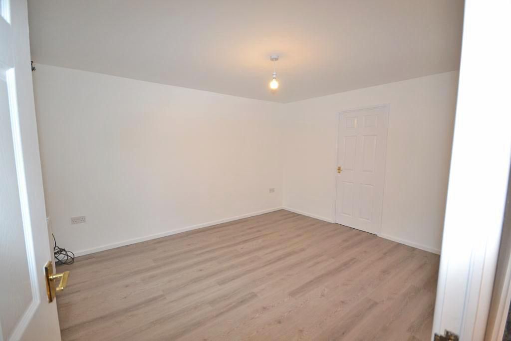 Property photo 2 of 8 Living Room