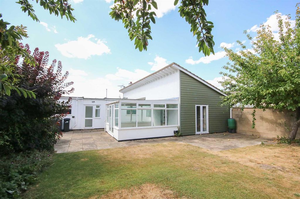 Property photo 2 of 17 Img_5502.Jpg