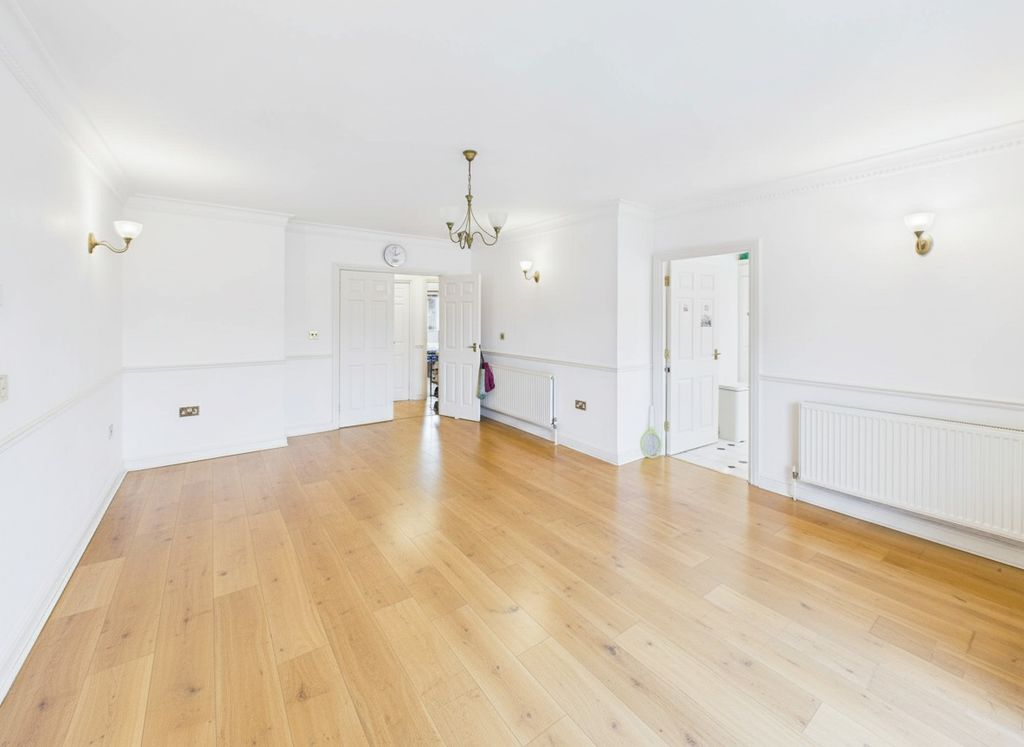 Property photo 1 of 21 4800050