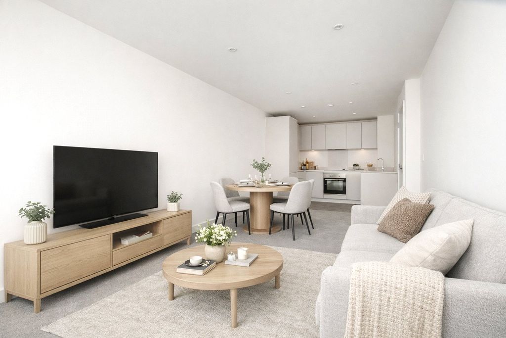 Property photo 2 of 4 Kitchen / Reception