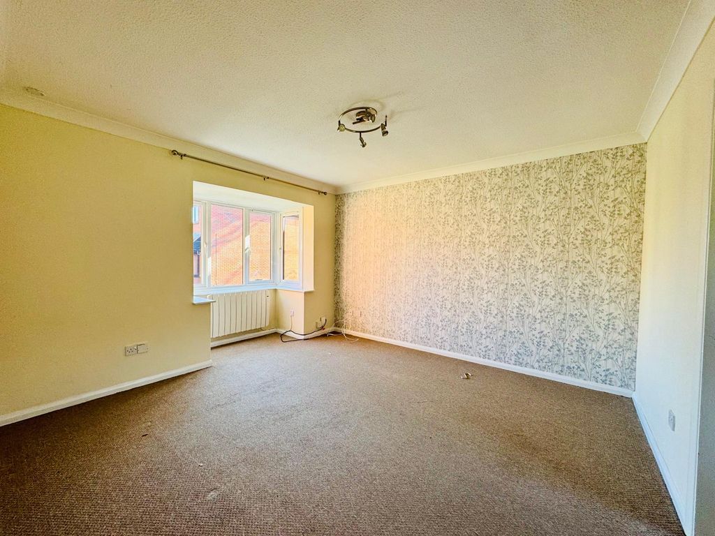 Property photo 2 of 10 Image