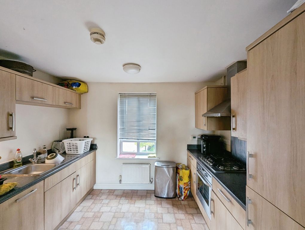 Property photo 3 of 9 Pbox-Img.Jpg