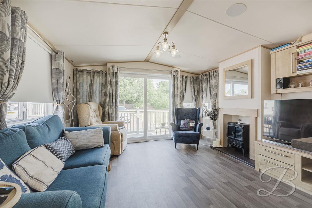 Property photo 3 of 21 Ccltd-3.Jpg