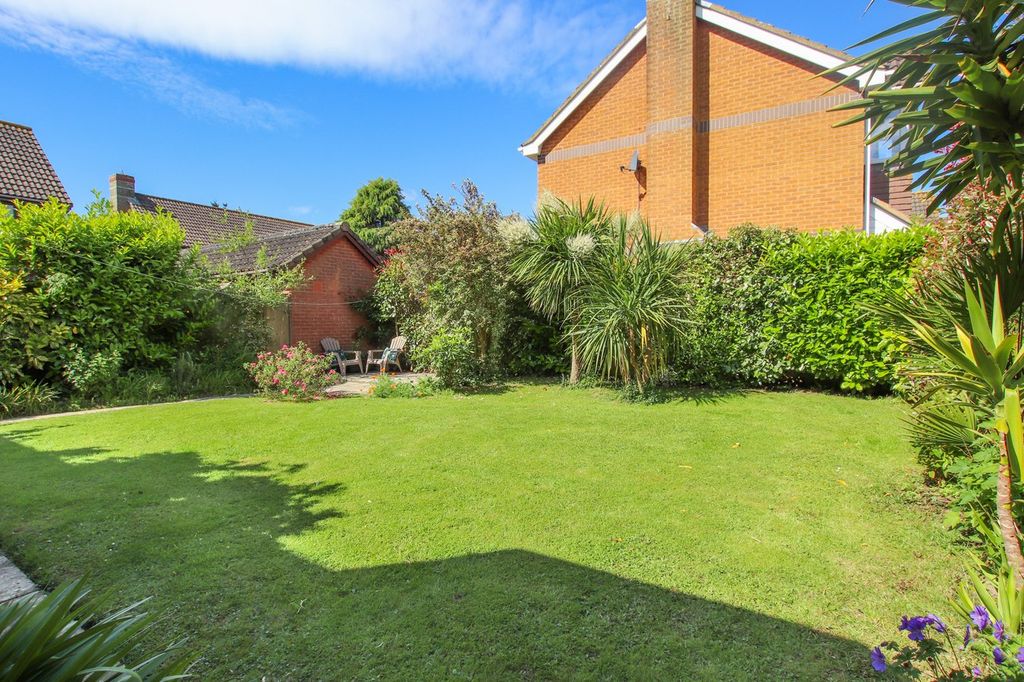 Property photo 3 of 15
