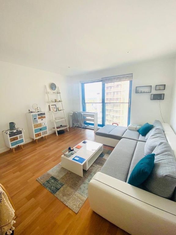 Property photo 3 of 6 Photo 3