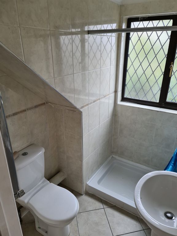 Property photo 2 of 3