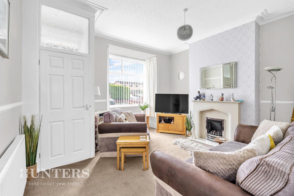 Property photo 2 of 19 Living Room