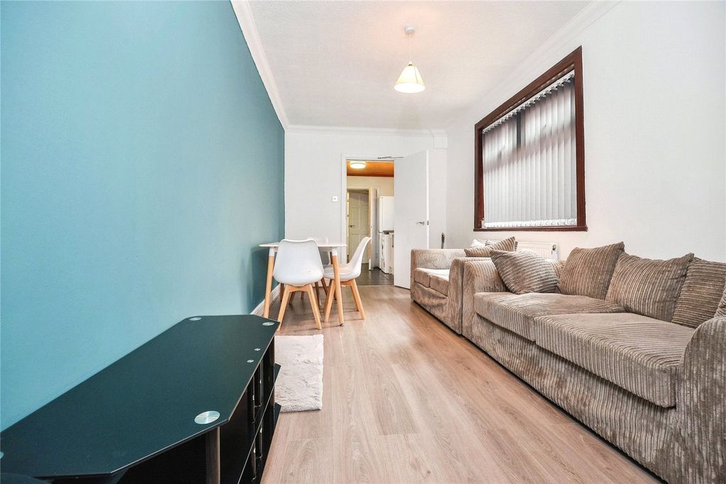 Property photo 1 of 10 Picture No. 23