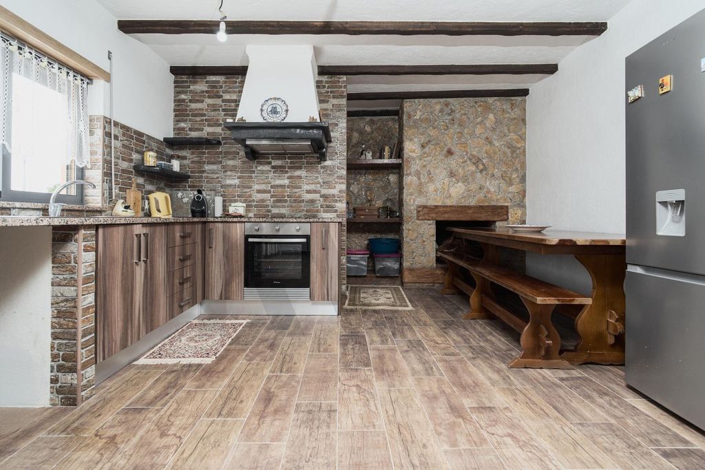 Property photo 1 of 19 Sale Of Single-Storey House T1 + T0