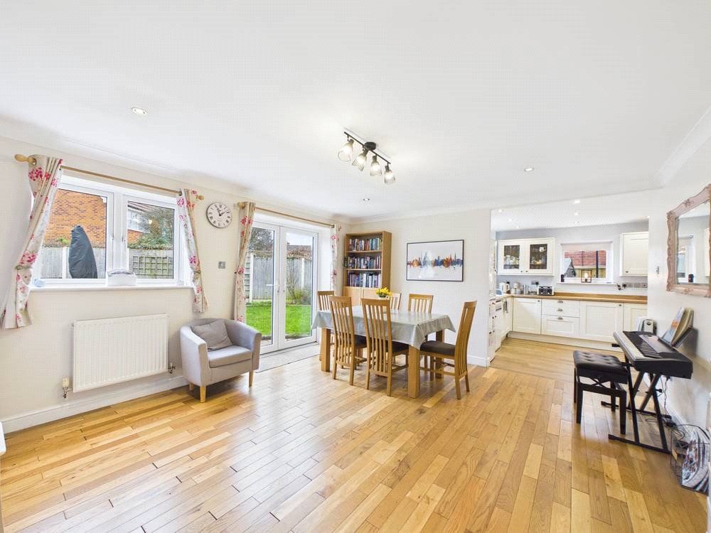 Property photo 2 of 22 Picture No. 24