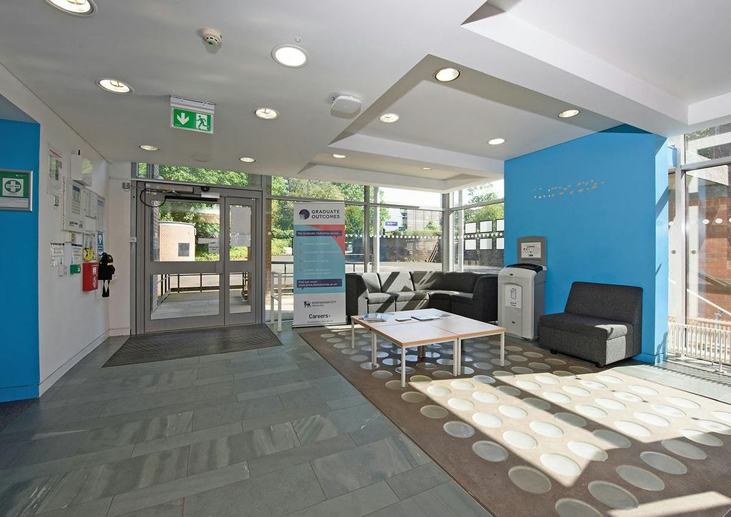 Property photo 2 of 21 Bevan_038.Jpg