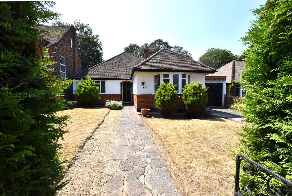 Property photo 1 of 11 5285591