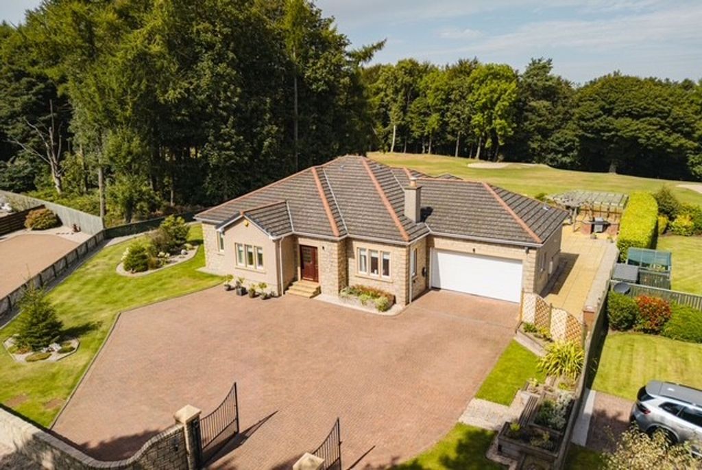 Property photo 1 of 70