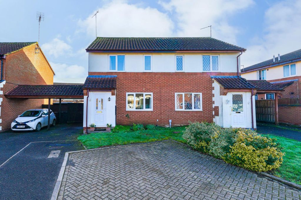 Property photo 1 of 23