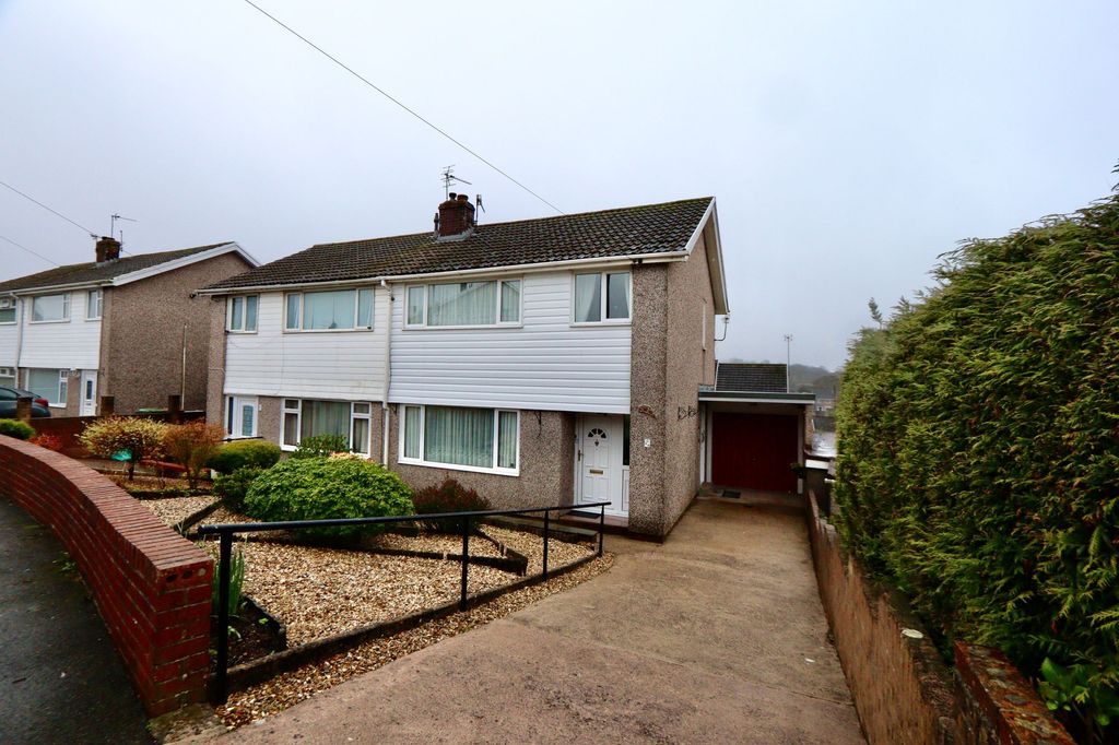 Property photo 1 of 26