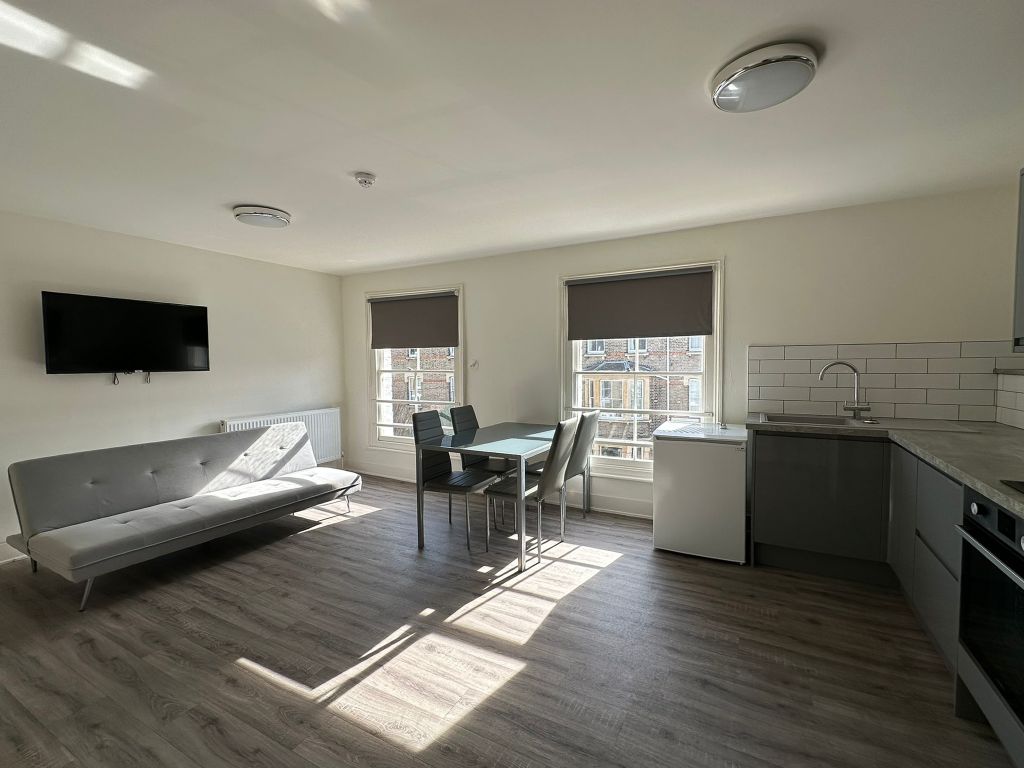 Property photo 2 of 12 Kitchen/Diner