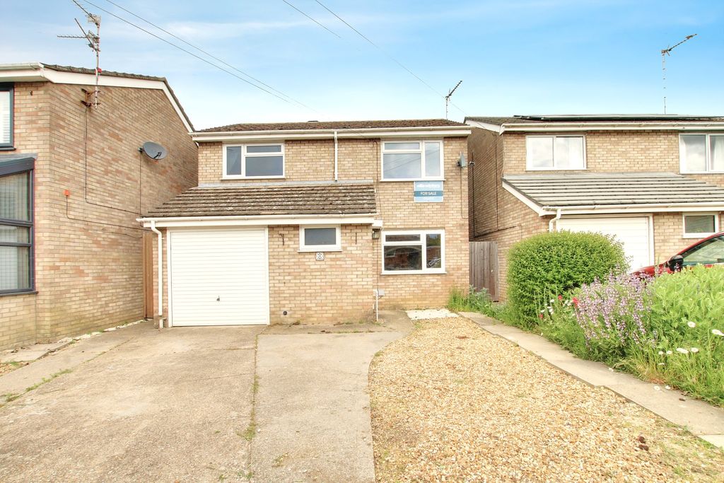 Property photo 2 of 12