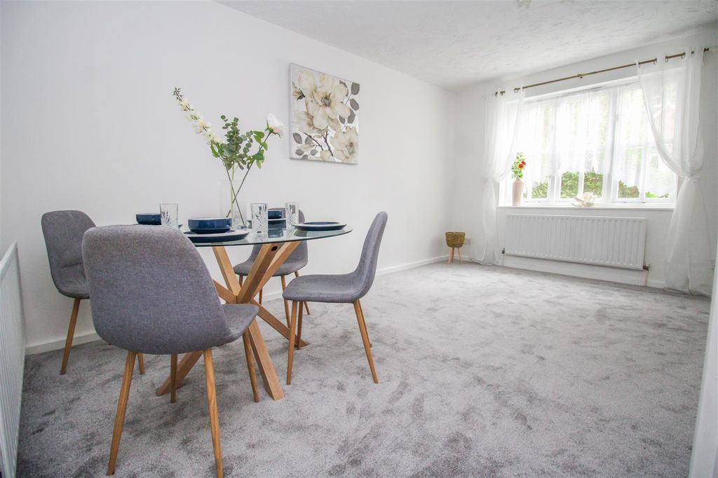 Property photo 3 of 10 Img_3944.Jpg