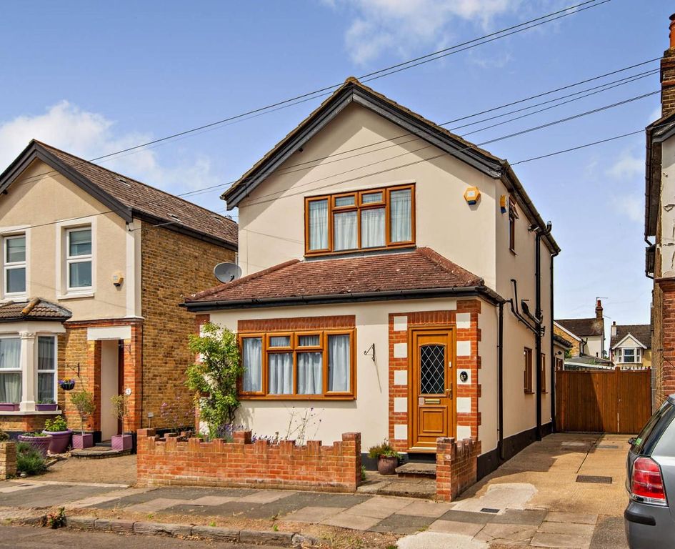 Property photo 1 of 16 8652094-Exerior09-800 Copy.Jpg