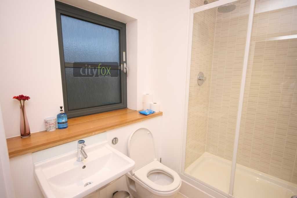 Property photo 3 of 9 Gallery