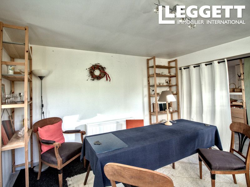 Property photo 3 of 10