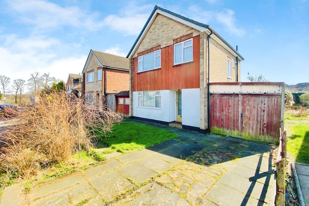 Property photo 1 of 20