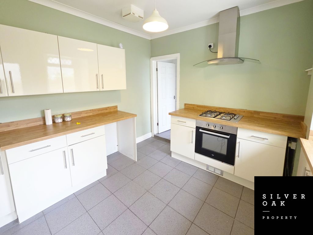 Property photo 2 of 9 11 (2)