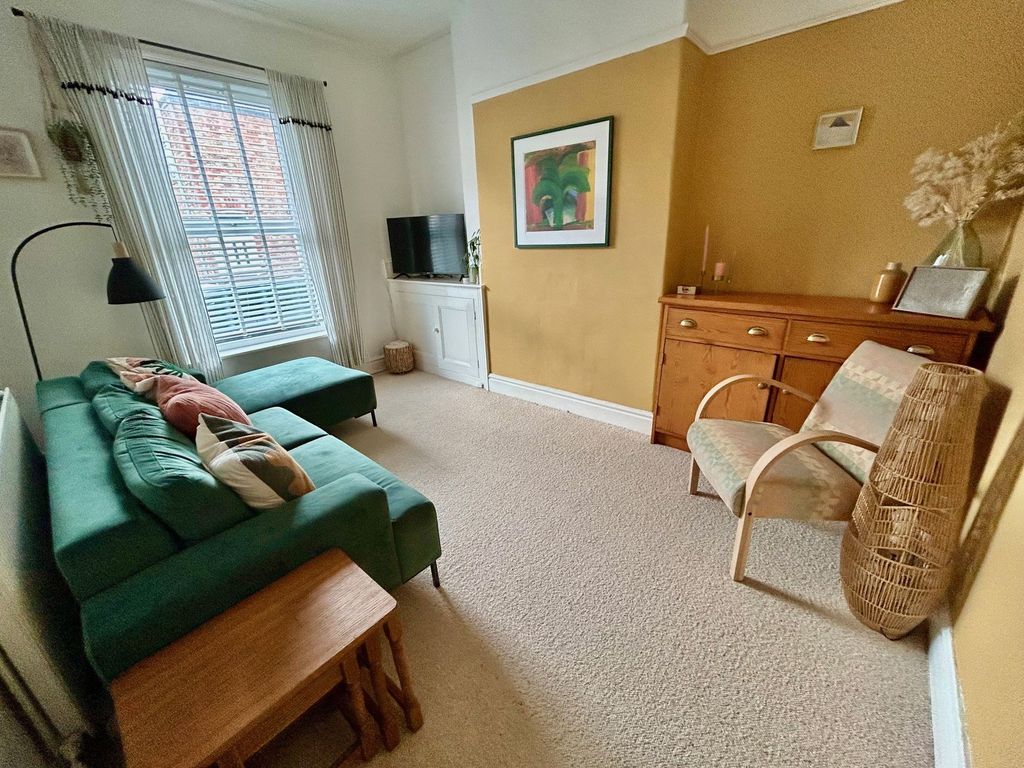 Property photo 2 of 19 Living Room