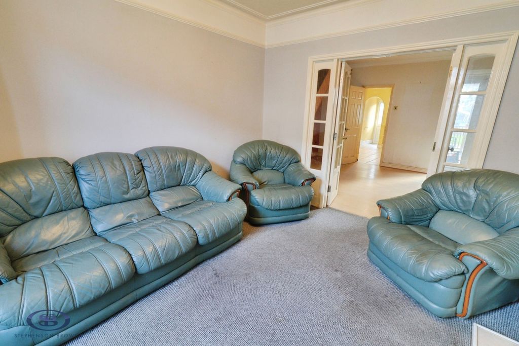 Property photo 2 of 21 Pbox-Img.Jpg
