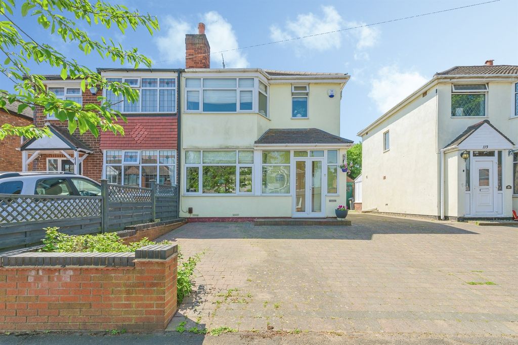 Property photo 1 of 31