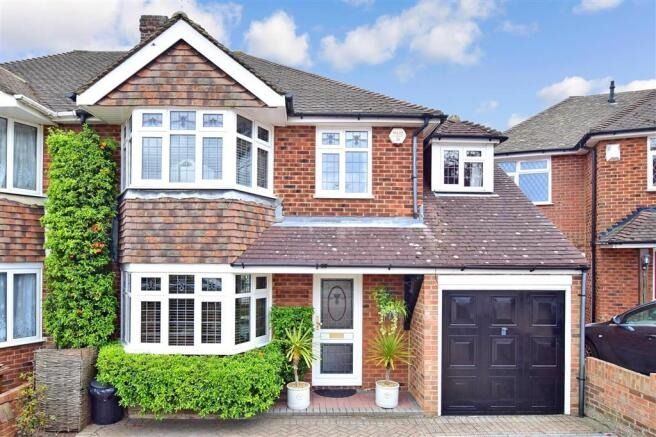 Property photo 1 of 16 4144030