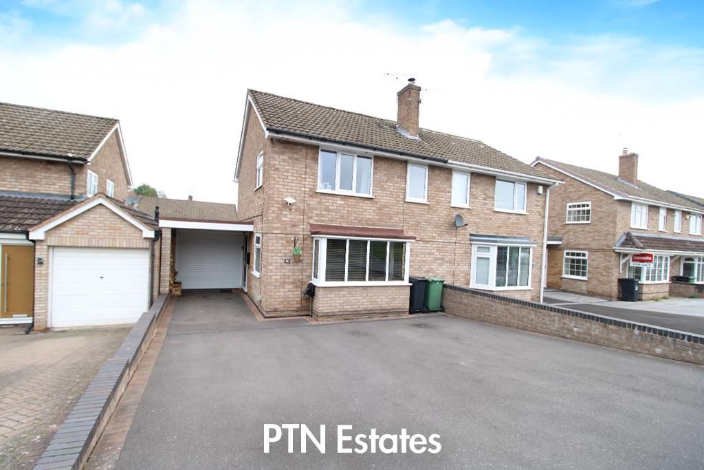 Property photo 1 of 13 Fe Light .Jpg