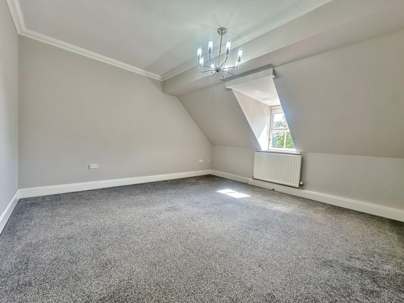 Property photo 2 of 16 Photo 6