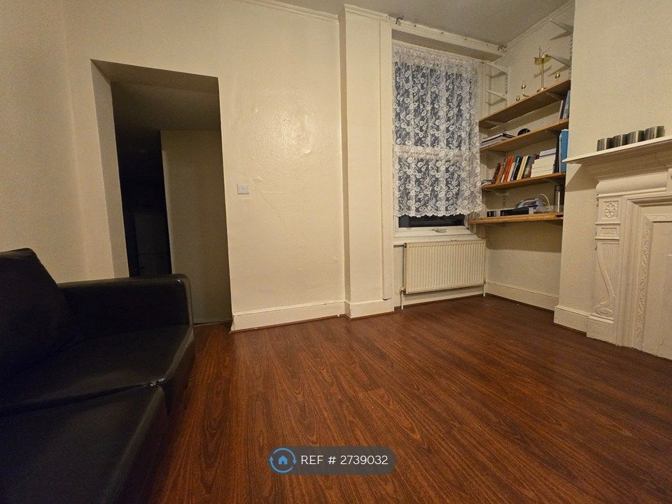 Property photo 3 of 5