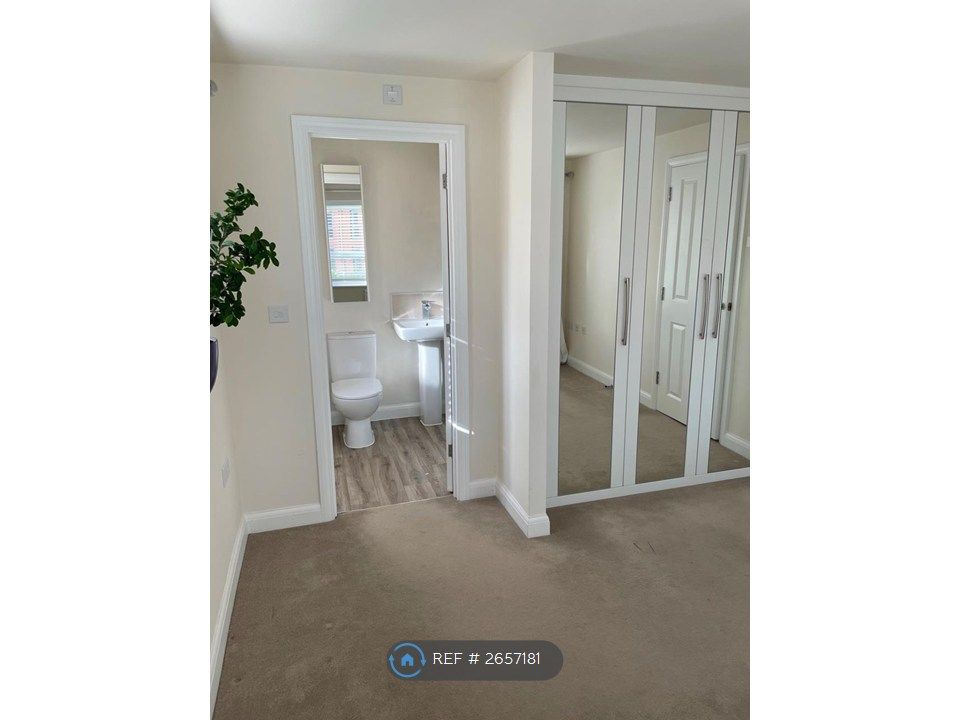 Property photo 2 of 3