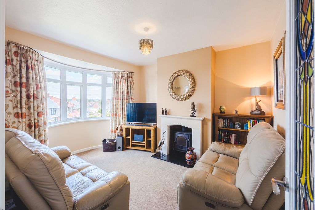Property photo 3 of 28 5383395