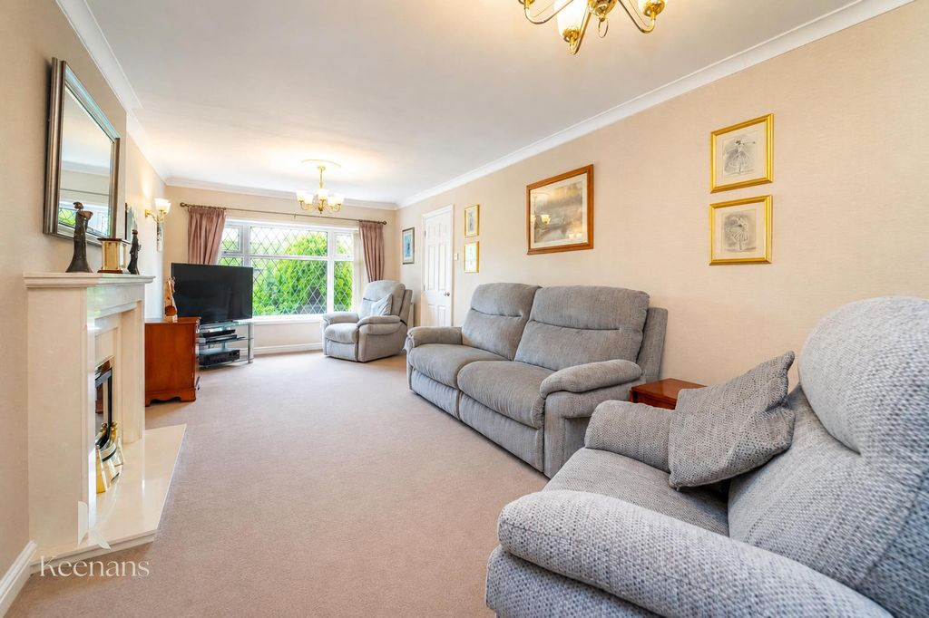 Property photo 2 of 41 Lower Manor Lane-2.Png